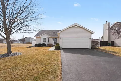 410 Heritage Ln, Plano, IL 60545