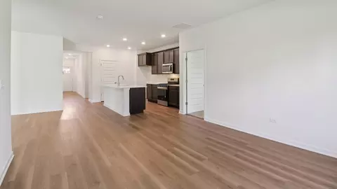 1107 Bluebell Ln, Bartlett, IL 60103 photo 9