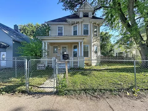 1640 W 3rd St, Davenport, IA 52802