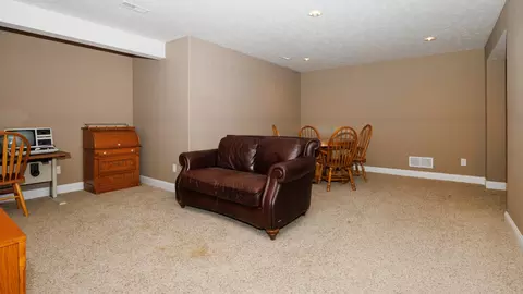 Undisclosed, Bloomington, IL 61704 photo 36