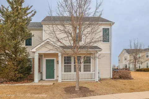 201 Barrett Dr #A, Yorkville, IL 60560
