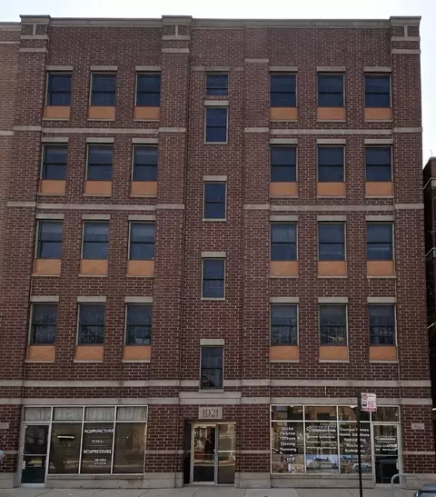 1921 W Diversey Pkwy #401, Chicago, IL 60614