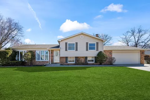 997 N Plum Grove Rd, Palatine, IL 60067