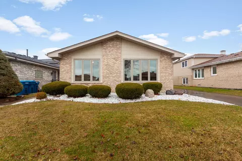 5220 W 121st St, Alsip, IL 60803