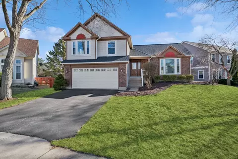 3585 Princeton Ave, Aurora, IL 60504