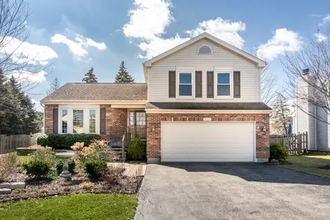 1136 Stanton Rd, Lake Zurich, IL 60047