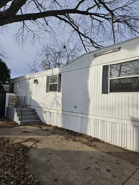 8800 S Harlem Ave #1308, Bridgeview, IL 60455