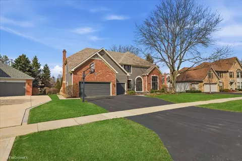 Exterior - 121 Brighton Dr, Wheaton, IL 60189 photo 2 of 6