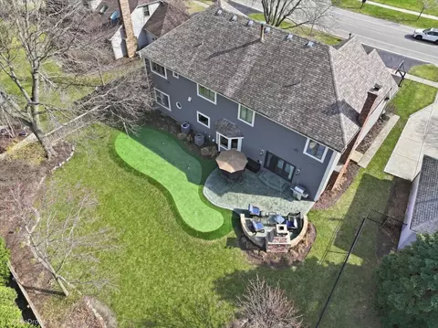 View/Area - 121 Brighton Dr, Wheaton, IL 60189 photo 1 of 2
