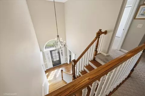 Entry Way - 121 Brighton Dr, Wheaton, IL 60189 photo 3 of 4
