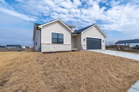 Exterior - 2538 Marble Rd, Normal, IL 61761 photo 3 of 5