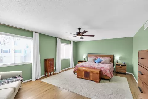 Bedroom - 27 Fields E #0, Champaign, IL 61822 photo 1 of 4