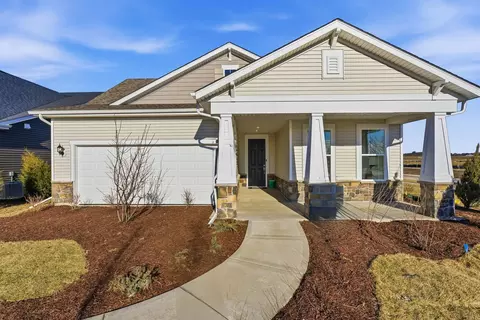 3024 Timberlake Ave, New Lenox, IL 60451