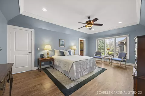 Bedroom - 320 Oakwood Ct, Wheaton, IL 60189 photo 1 of 4