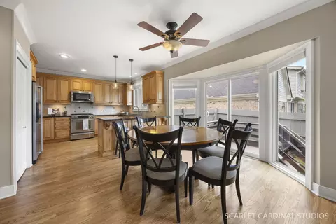Dining - 320 Oakwood Ct, Wheaton, IL 60189 photo 1 of 2