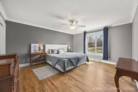 Bedroom - 320 Oakwood Ct, Wheaton, IL 60189 photo 2 of 4