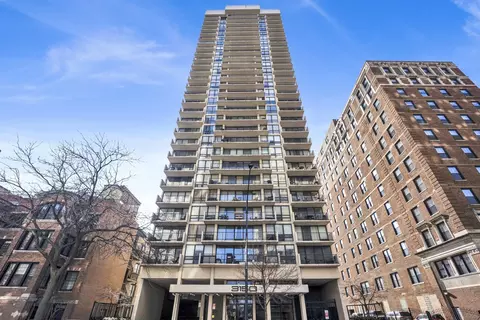 3150 N Sheridan Rd #14A, Chicago, IL 60657