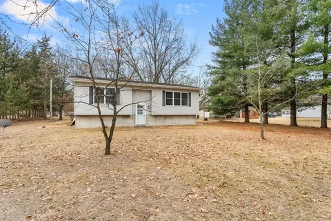 449 83rd Ave, New Boston, IL 61272