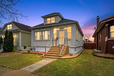12506 Elm St, Blue Island, IL 60406