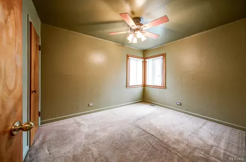 Bedroom - 4243 Konrad Ave, Lyons, IL 60534 photo 2 of 2