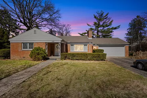 1120 W Charles St, Champaign, IL 61821