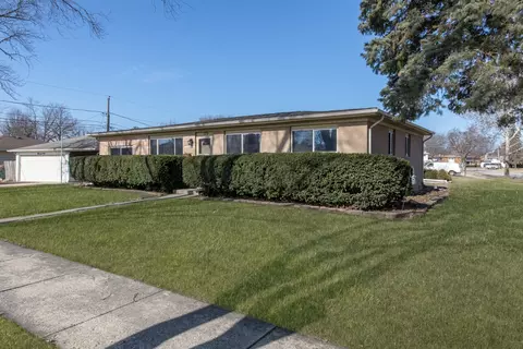 170 Westmere Rd, Des Plaines, IL 60016