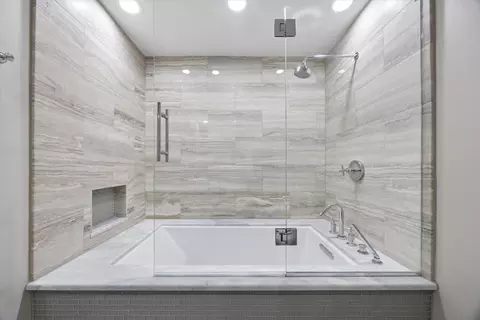 606 W Franklin St, Wheaton, IL 60187 photo 35