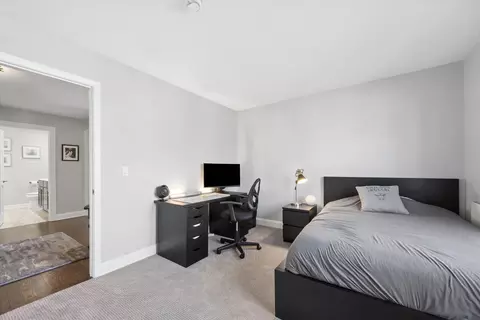 606 W Franklin St, Wheaton, IL 60187 photo 38
