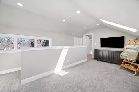 606 W Franklin St, Wheaton, IL 60187 photo 42