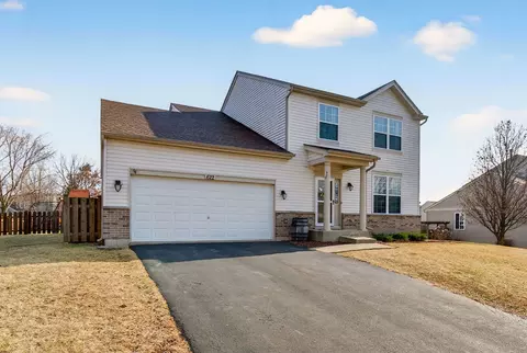 622 Gallant Dr, Minooka, IL 60447