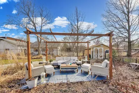 9761 Elm Ter, Des Plaines, IL 60016 photo 30