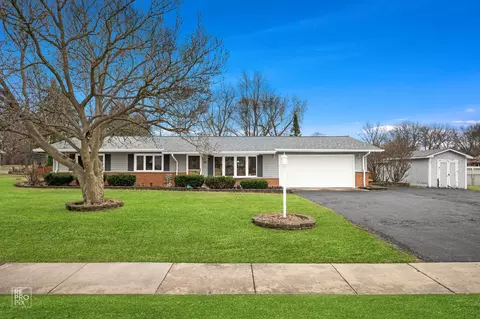 835 Bryn Mawr Ave, Bartlett, IL 60103