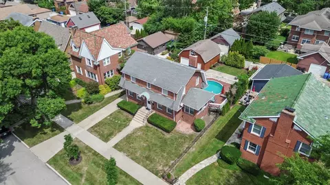 View/Area - Undisclosed, Chicago, IL 60643 photo 1 of 1