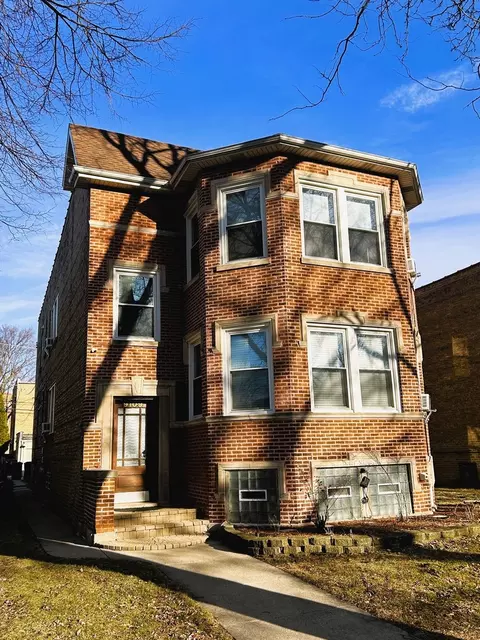 9109 Keating Ave, Skokie, IL 60076