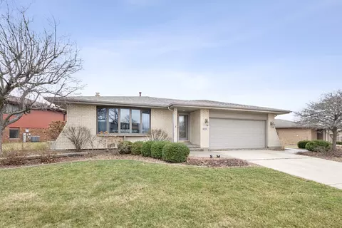 8835 174th St, Tinley Park, IL 60487