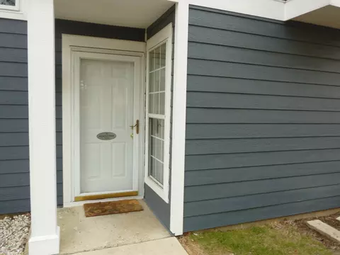 411 Drake Cir #411, Schaumburg, IL 60193