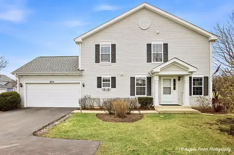 532 Jennifer Cir, Mundelein, IL 60060