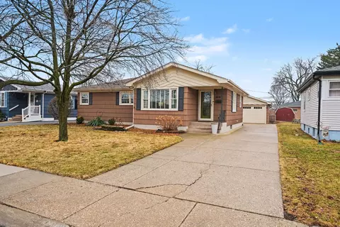 16417 Claire Ln, South Holland, IL 60473