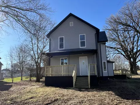 601 E Hickory St, Chatsworth, IL 60921
