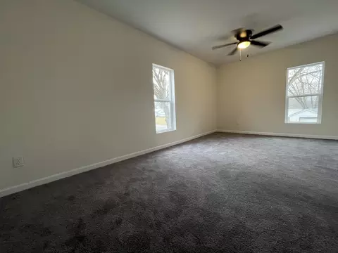Bedroom - 601 E Hickory St, Chatsworth, IL 60921 photo 4 of 5