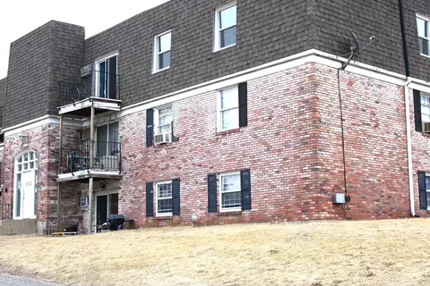 3120 Jacqueline Dr #11, Rockford, IL 61109