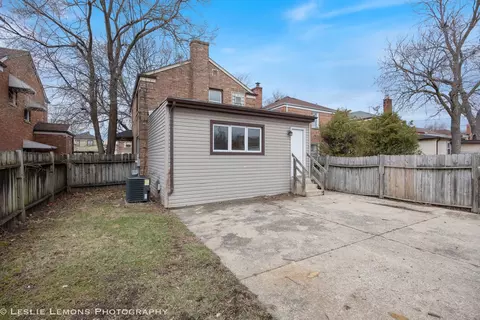 Exterior - 2111 S 24th Ave, Broadview, IL 60155 photo 2 of 3