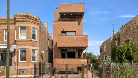 3711 S Damen Ave #3, Chicago, IL 60609