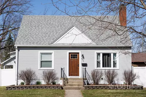 975 W Park Dr, Kankakee, IL 60901