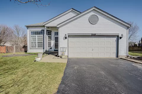 2110 Wynham Lakes Ct, Plainfield, IL 60586