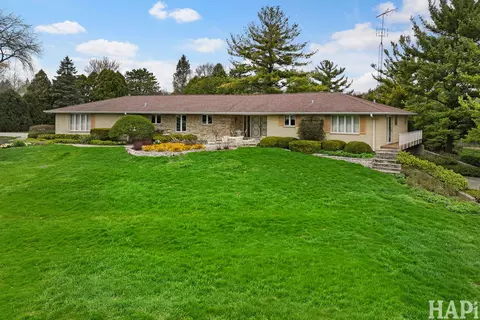 4914 3rd St, Winthrop Harbor, IL 60096