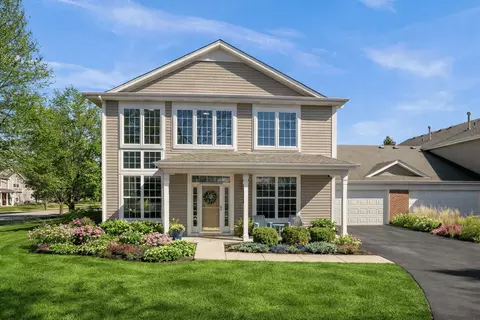 165 E Park Ave #A, Sugar Grove, IL 60554
