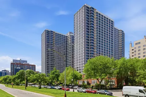 4250 N Marine Dr #2014, Chicago, IL 60613