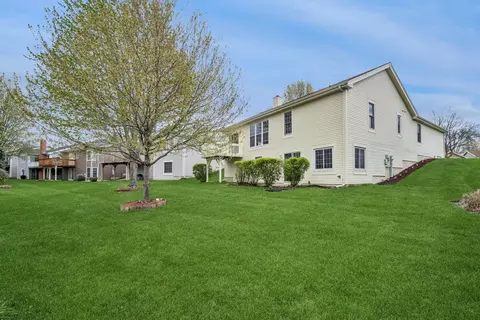 Exterior - 592 Rose Ln, Bartlett, IL 60103 photo 3 of 3