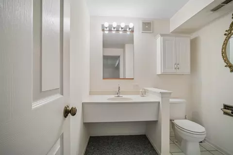 Bath - 592 Rose Ln, Bartlett, IL 60103 photo 3 of 3